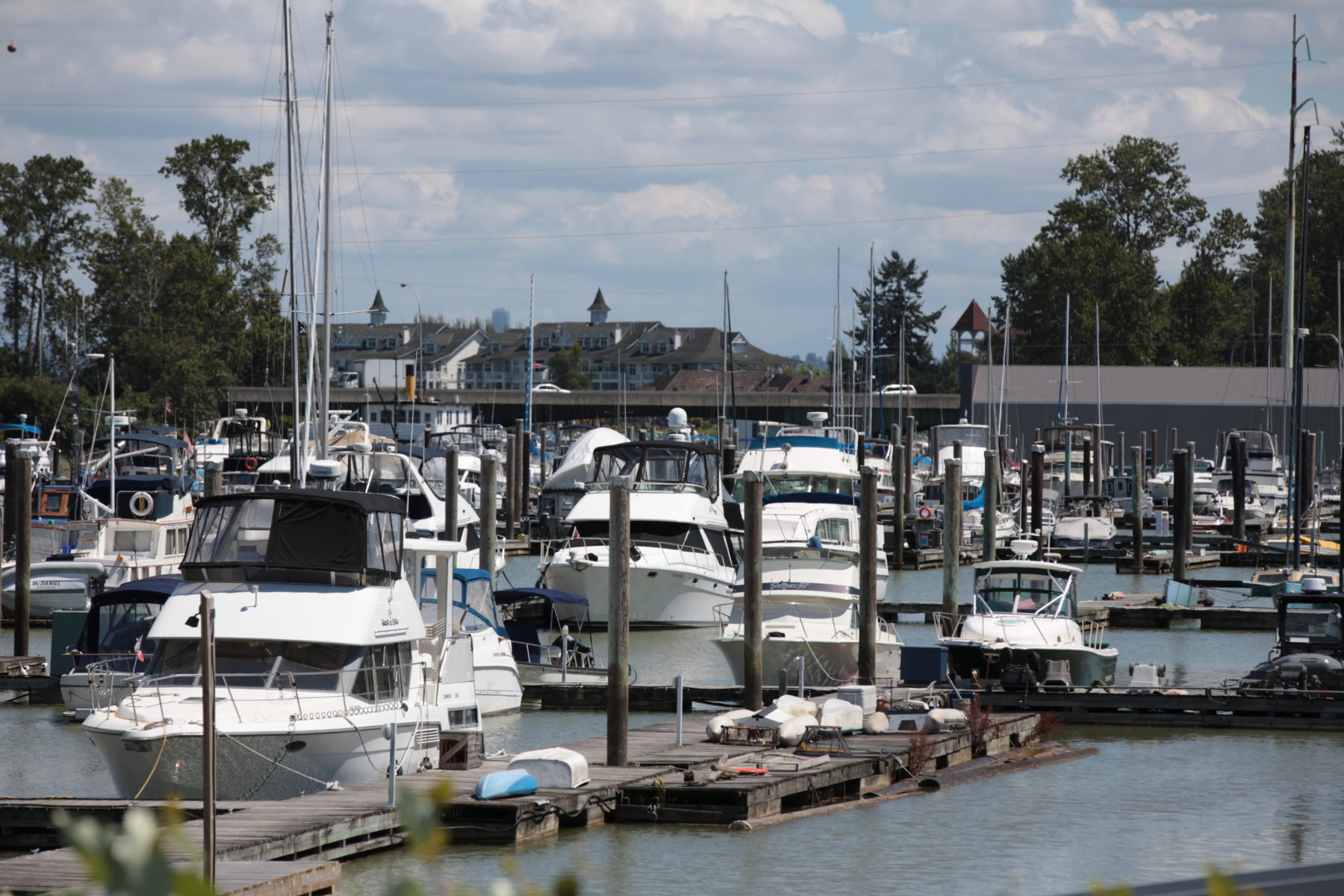 Captain’s Cove Marina